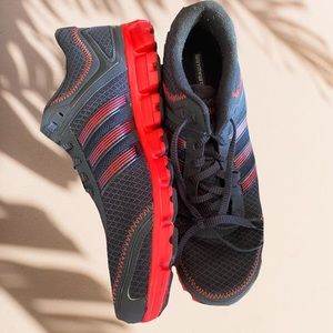 Mens size 11 adidas runners